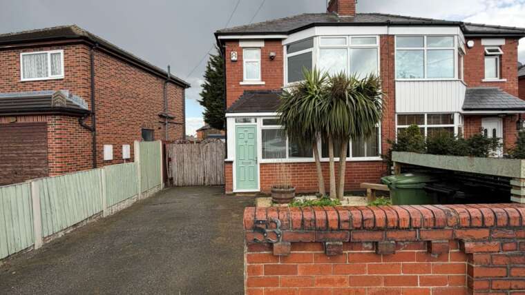 The Oval, Leeds, LS14